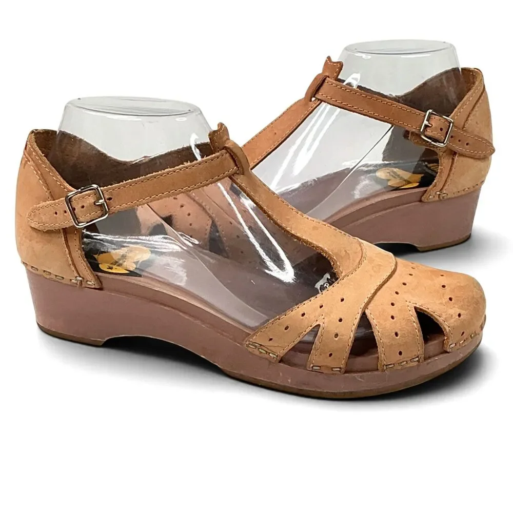 Toffel Swedish Clog Hasbeens T-Strap EU 38 Leather Wedge Heels Sandals Beige
